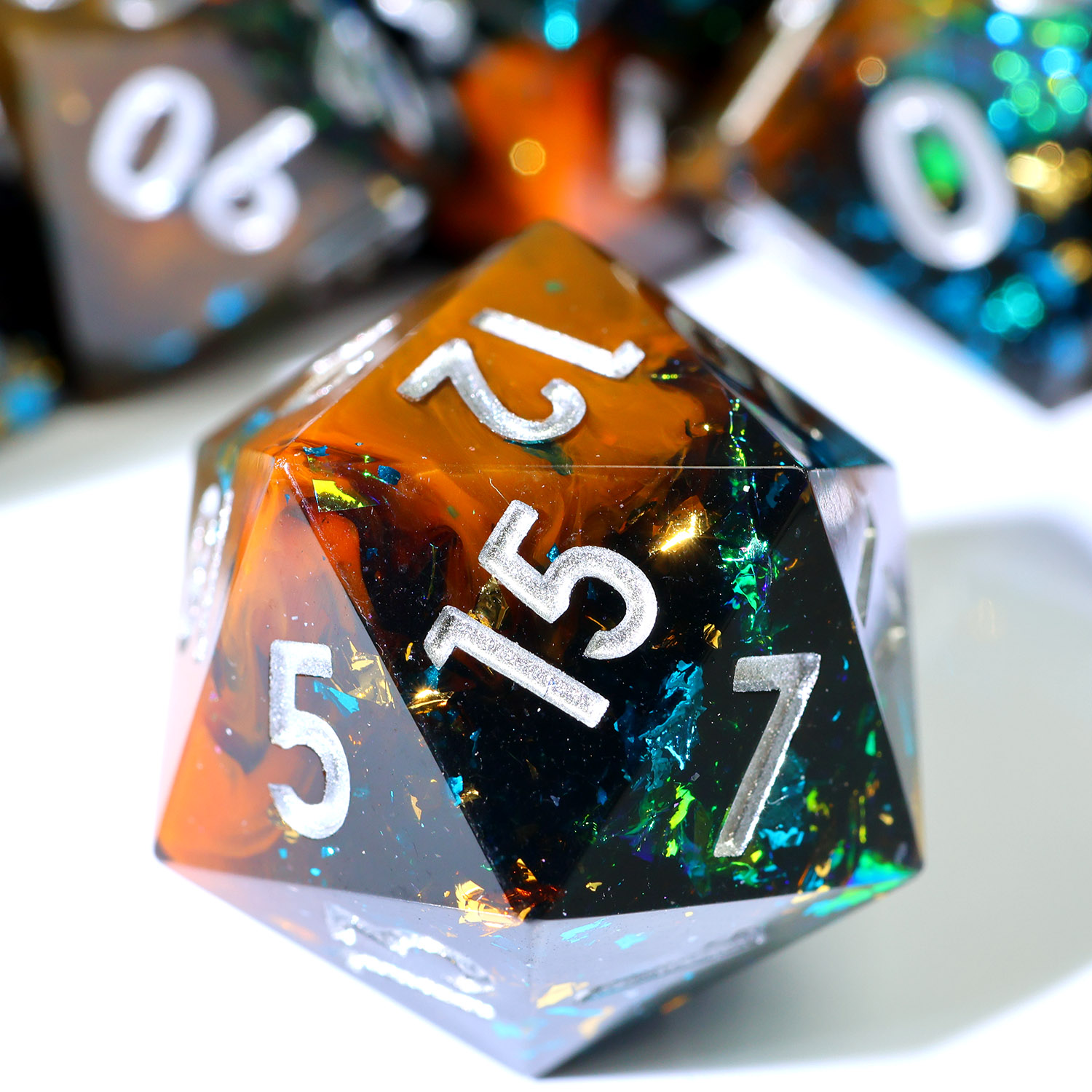 Set Dadu DND Resin Buatan Tang - Board Game Roleplay ulasan dan harga