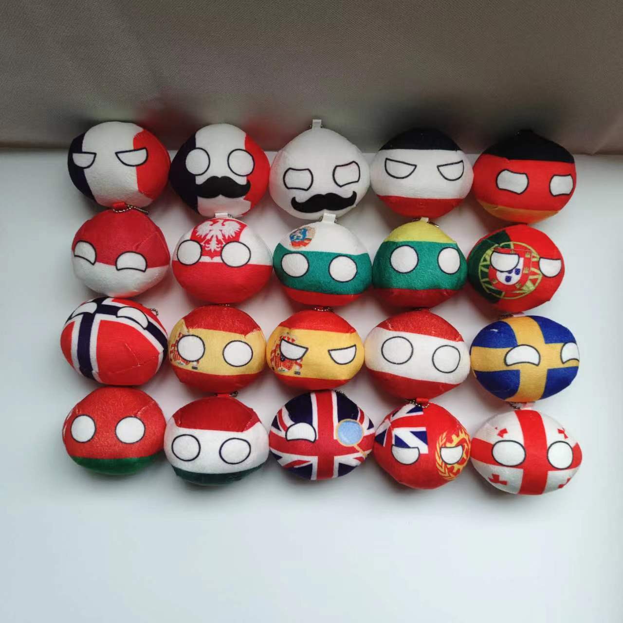 8/20Cm Polandball Bantal Mewah - Board Game Yokohama ulasan dan harga